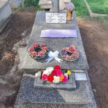 fleurs-tombe-2