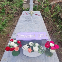 fleurs-tombe